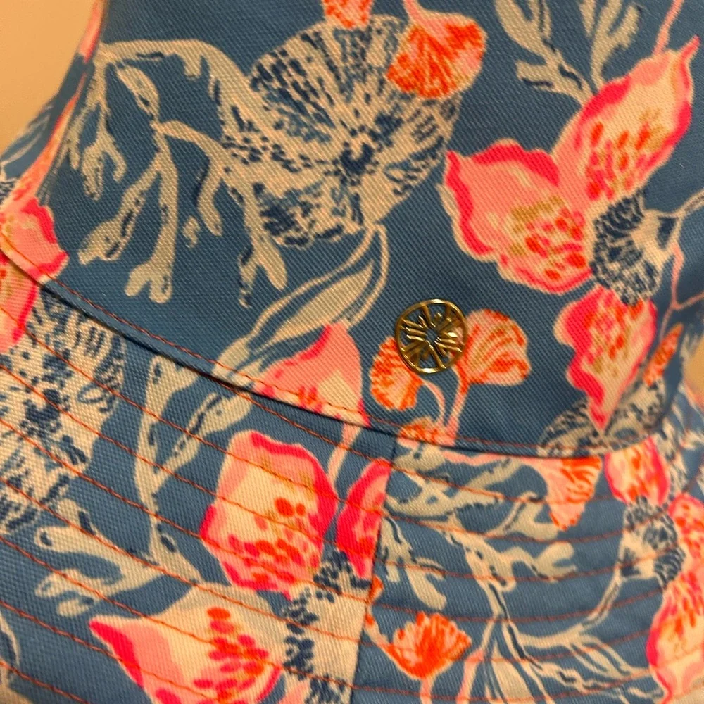 Floral hat - Picture 2 of 7